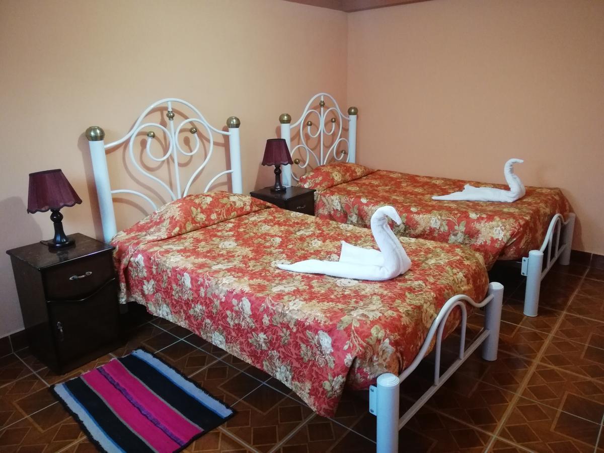 Hotel Aguilar Uyuni Kültér fotó